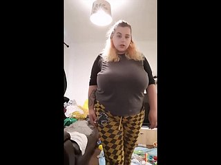 tiktok, 컴파일에 큰 가슴
